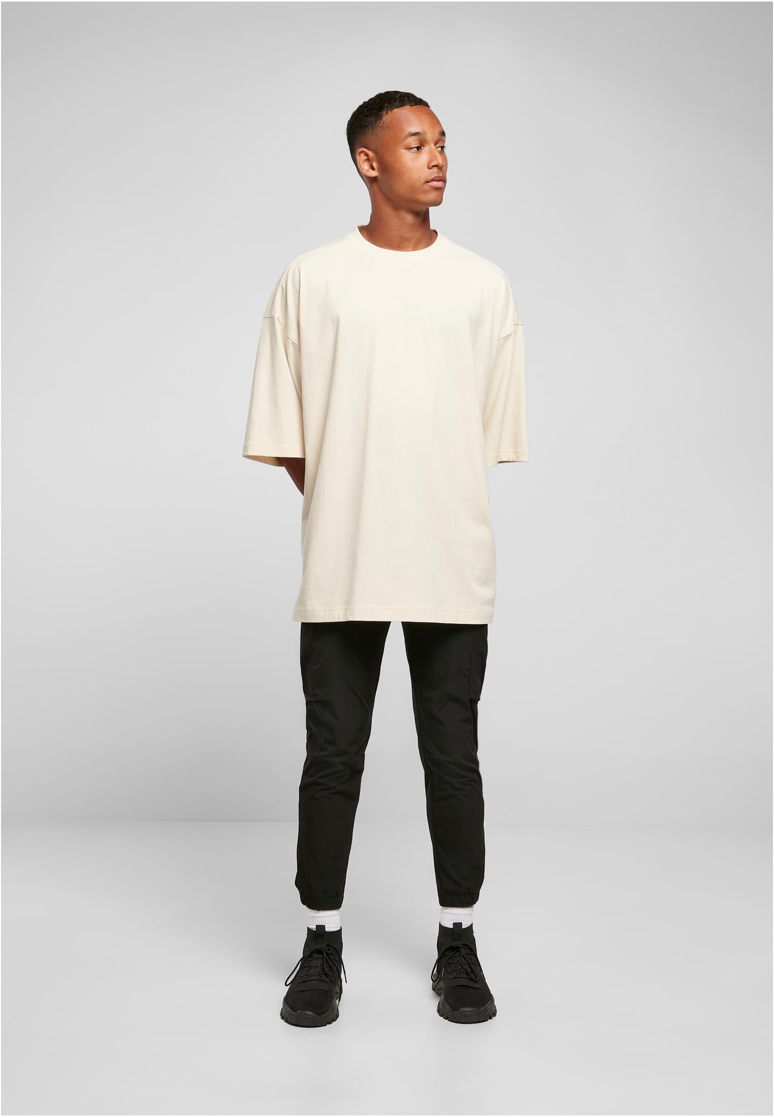 Huge Tee whitesand | whitesand