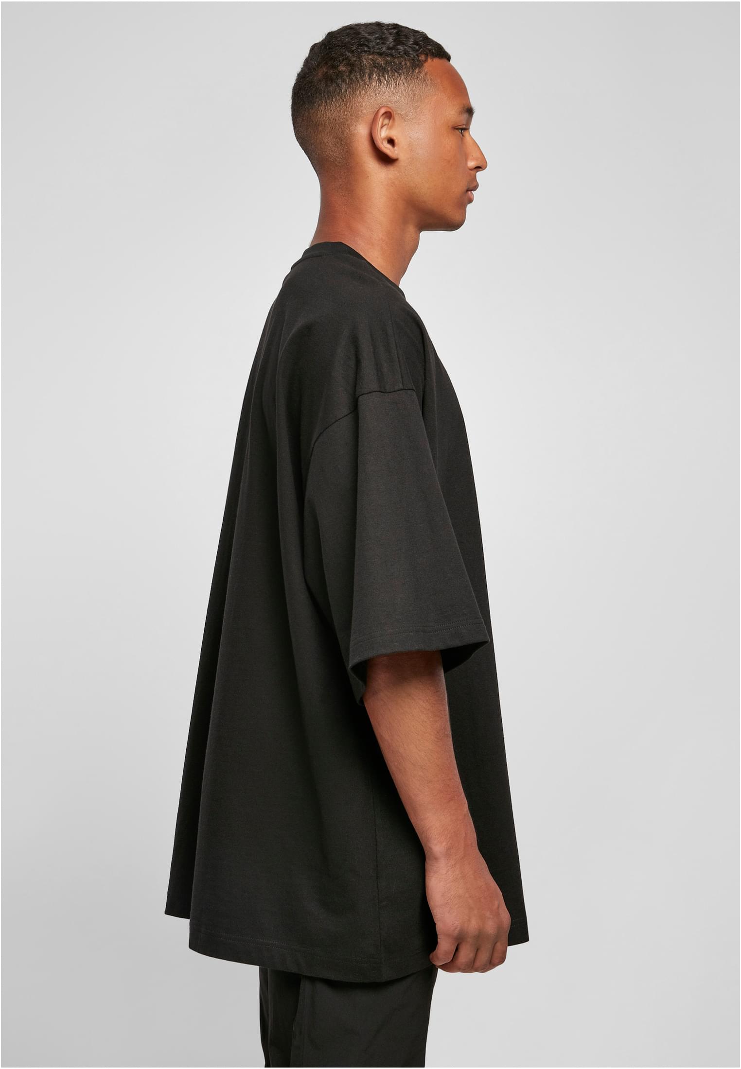 Huge Tee black | black
