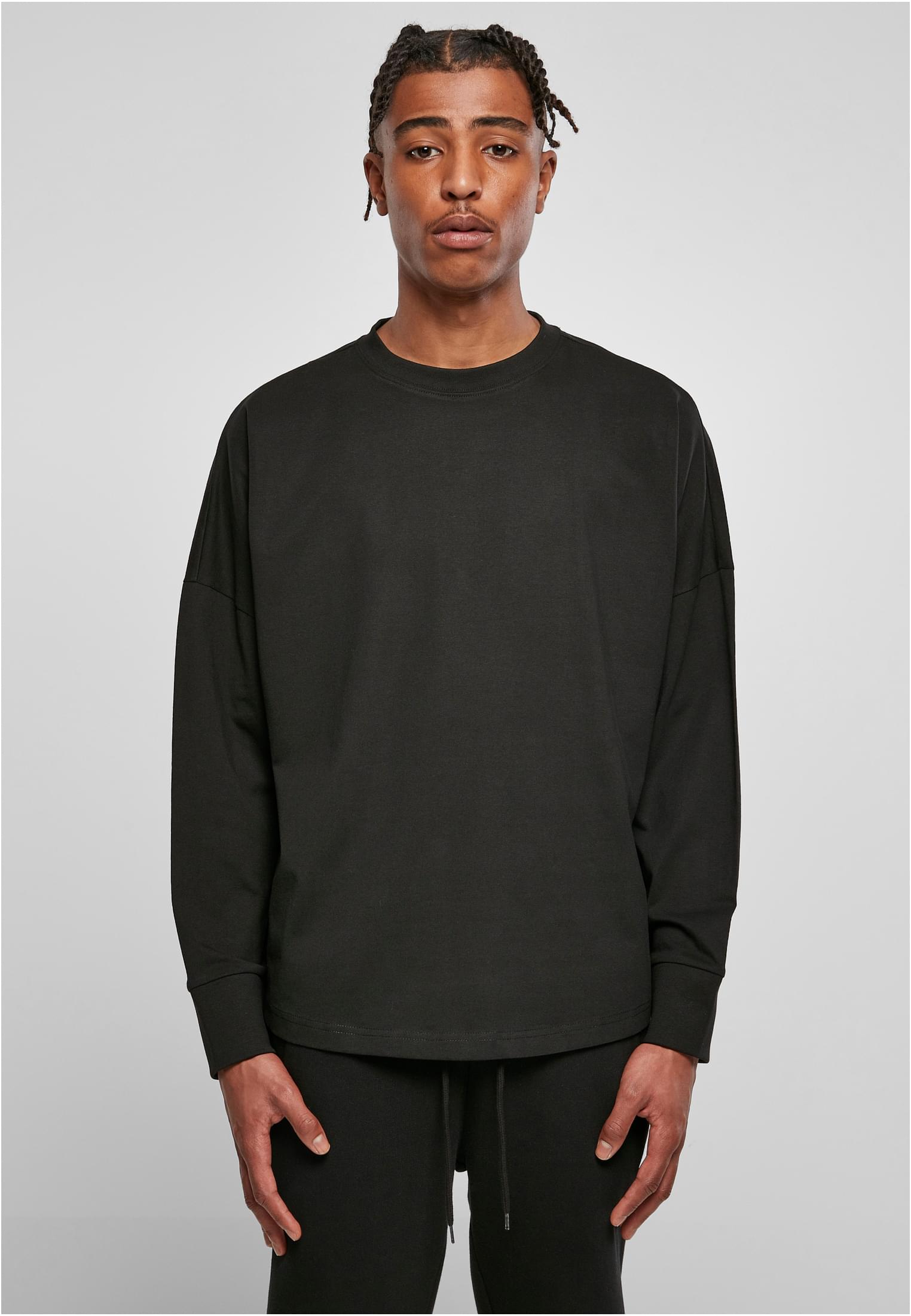 Oversized Cut On Sleeve Longsleeve black | black