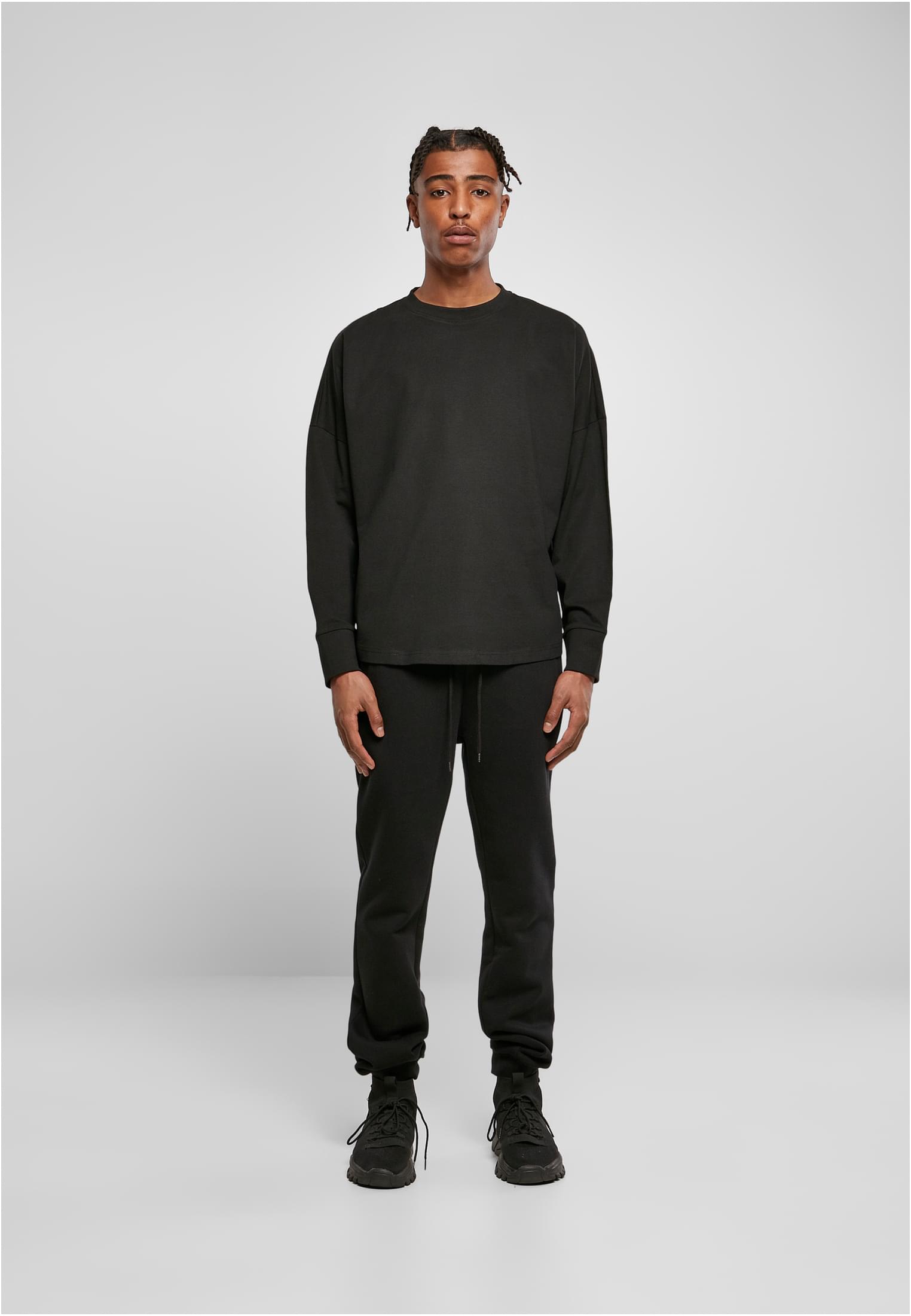 Oversized Cut On Sleeve Longsleeve black | black