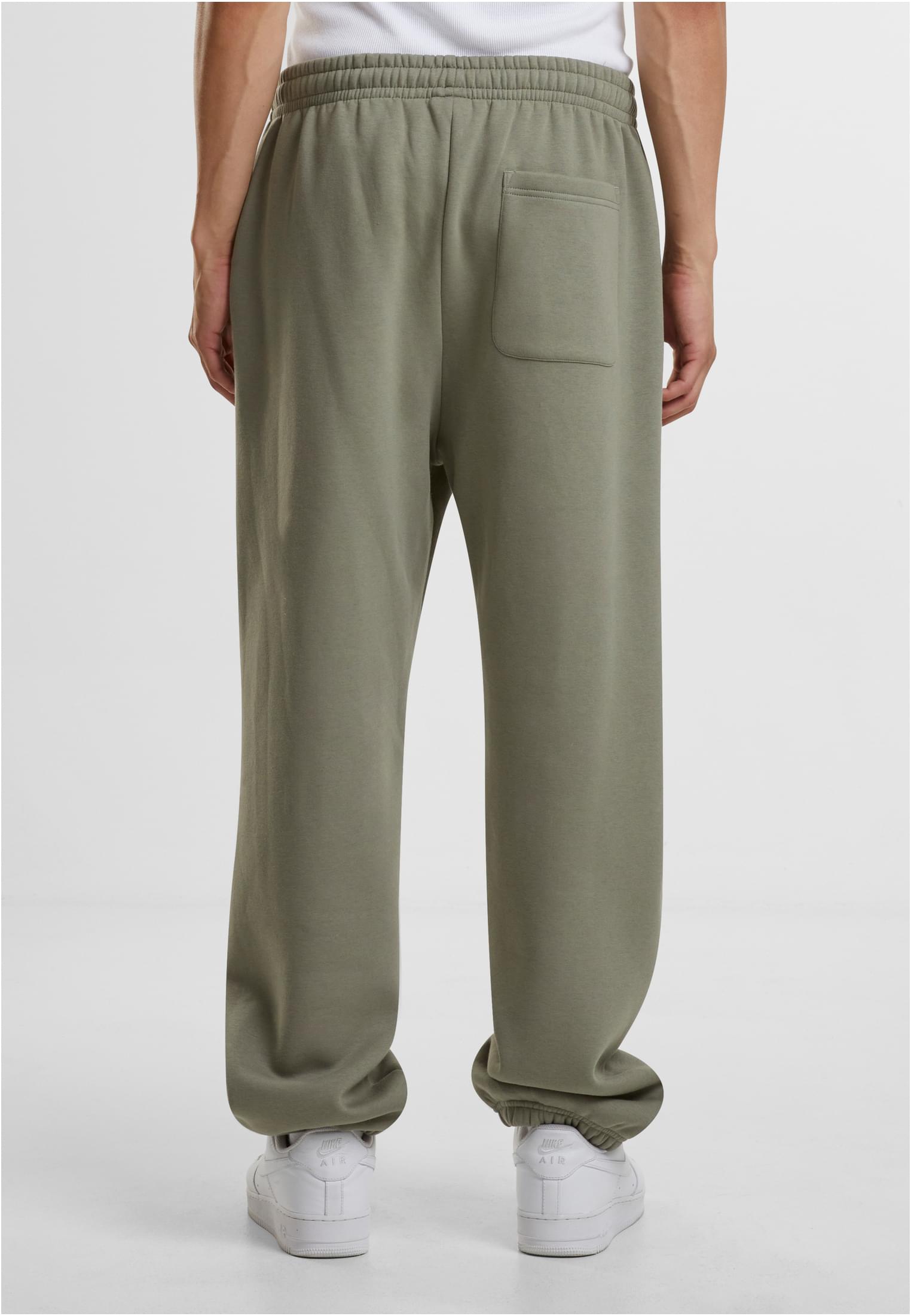 Fluffy Sweatpants paleolive | paleolive