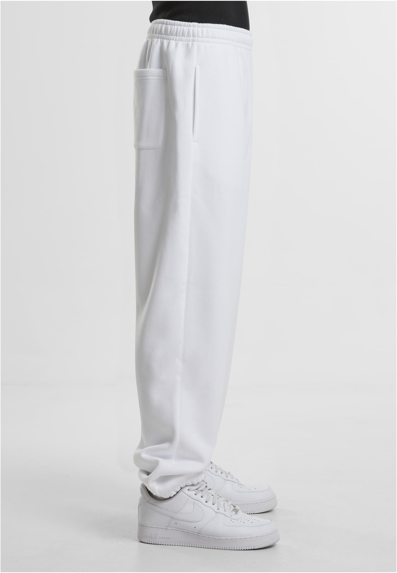 Fluffy Sweatpants white | white