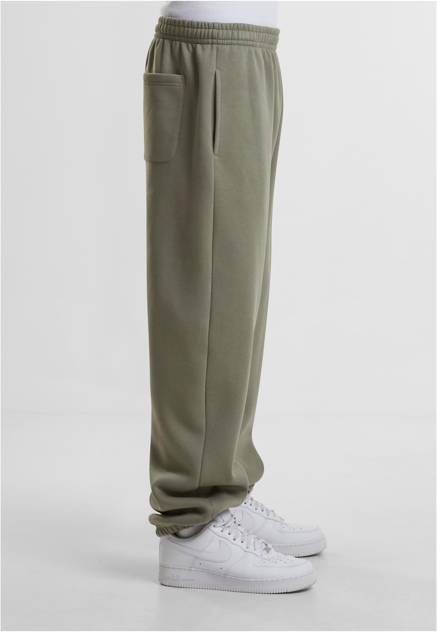 Fluffy Sweatpants paleolive | paleolive