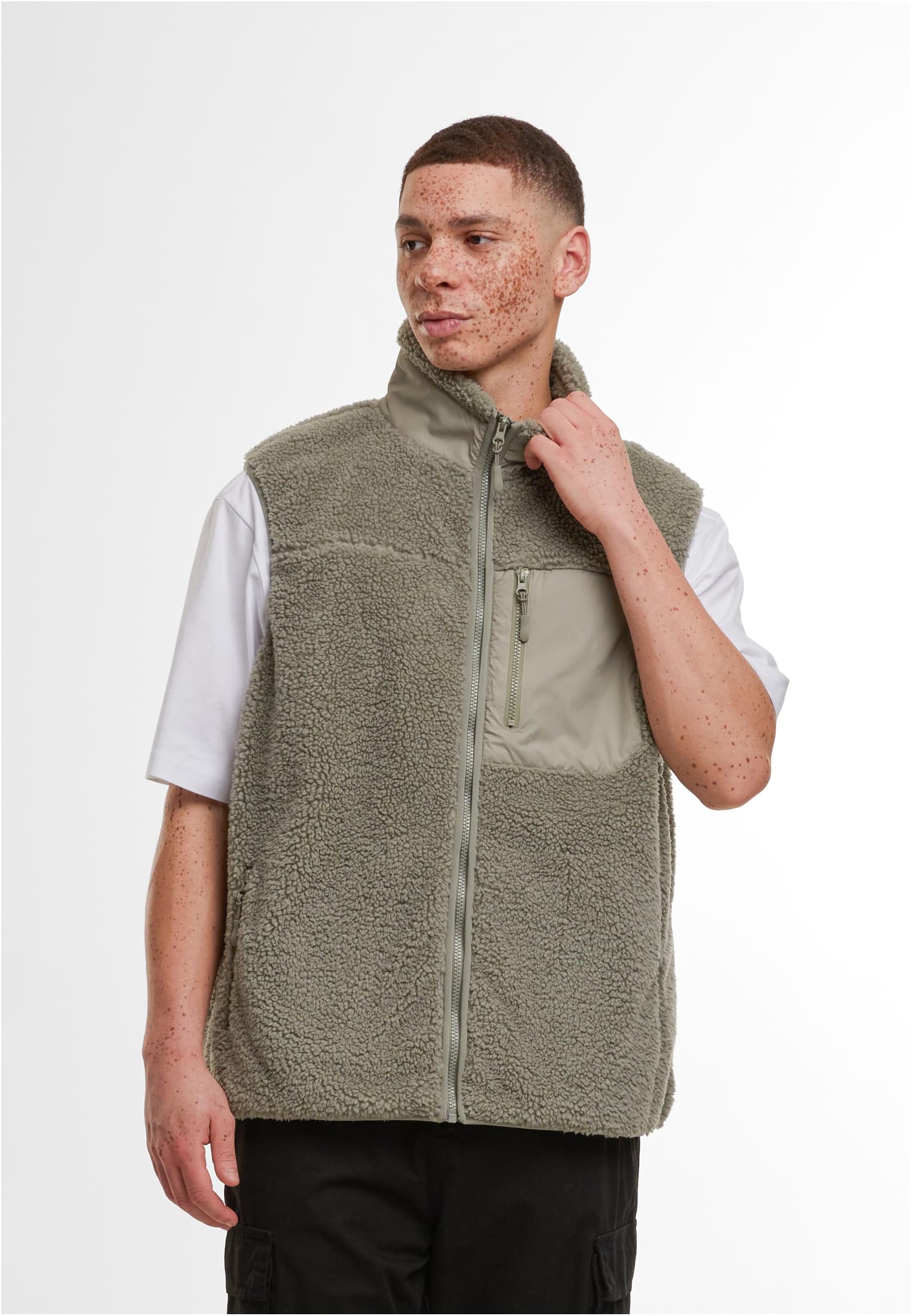Bonded Sherpa Vest paleolive | paleolive