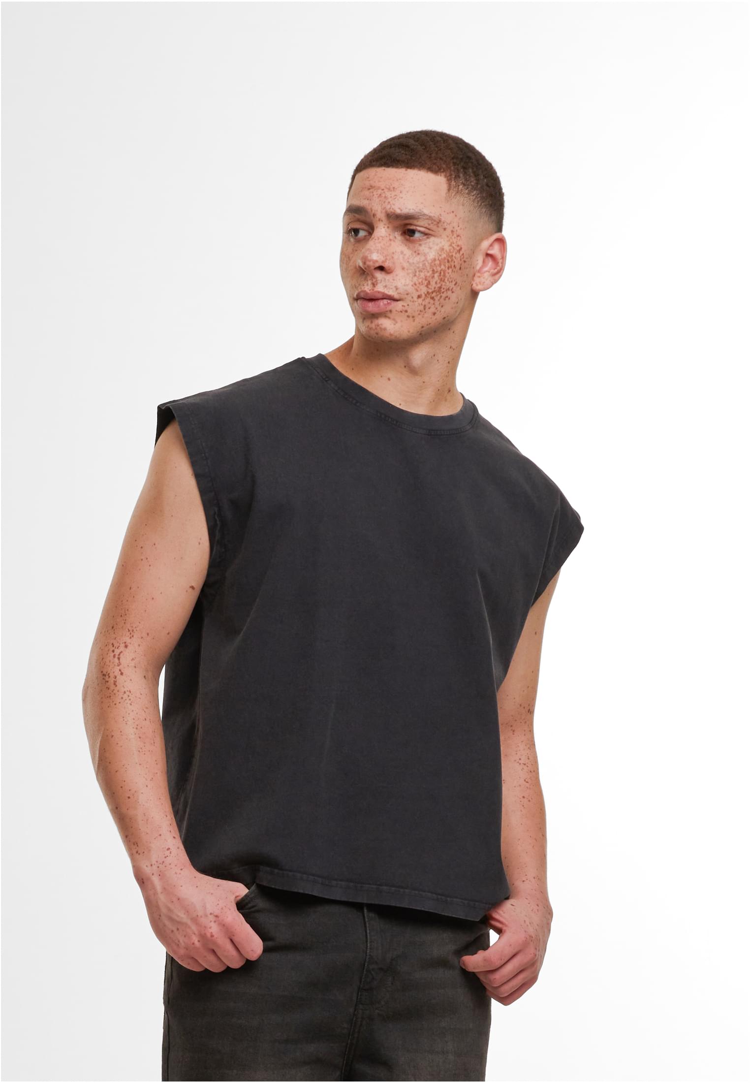 Vintage Cropped Heavy Sleeveless Tee black | black