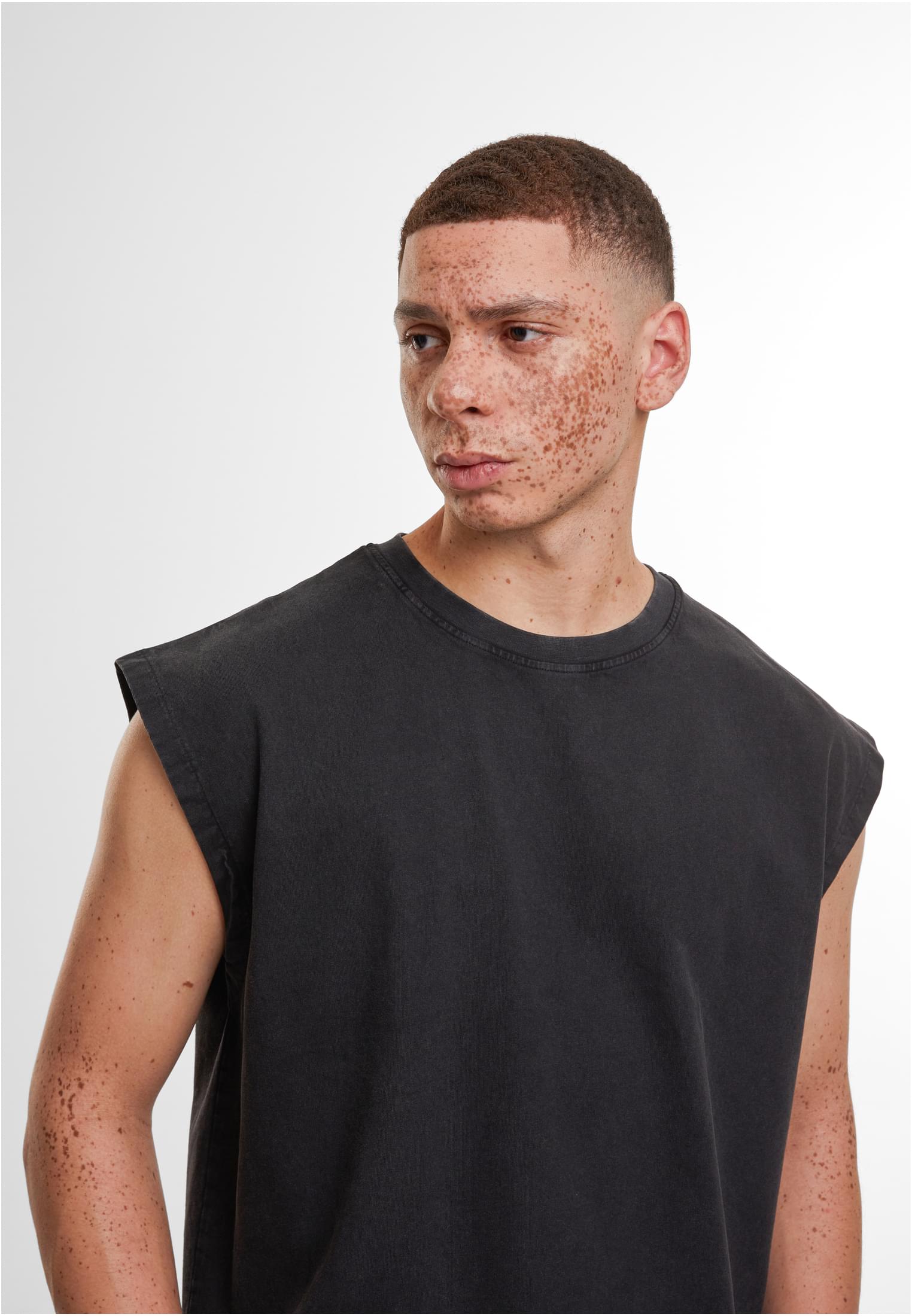 Vintage Cropped Heavy Sleeveless Tee black | black