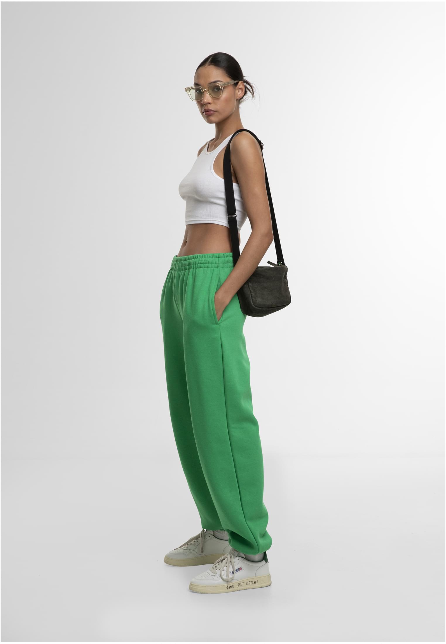 Ladies Basic Sweatpants grassgreen | grassgreen