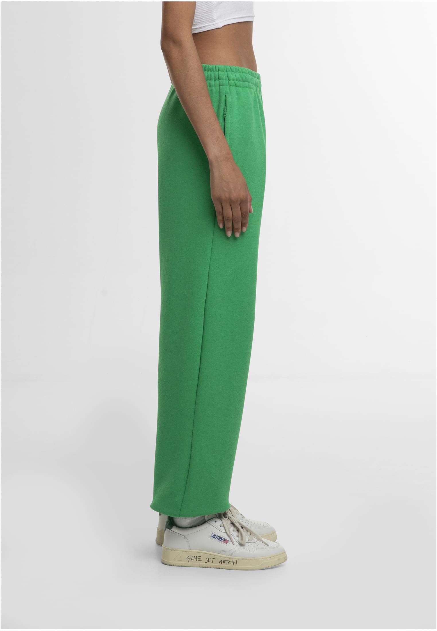 Ladies Basic Sweatpants grassgreen | grassgreen