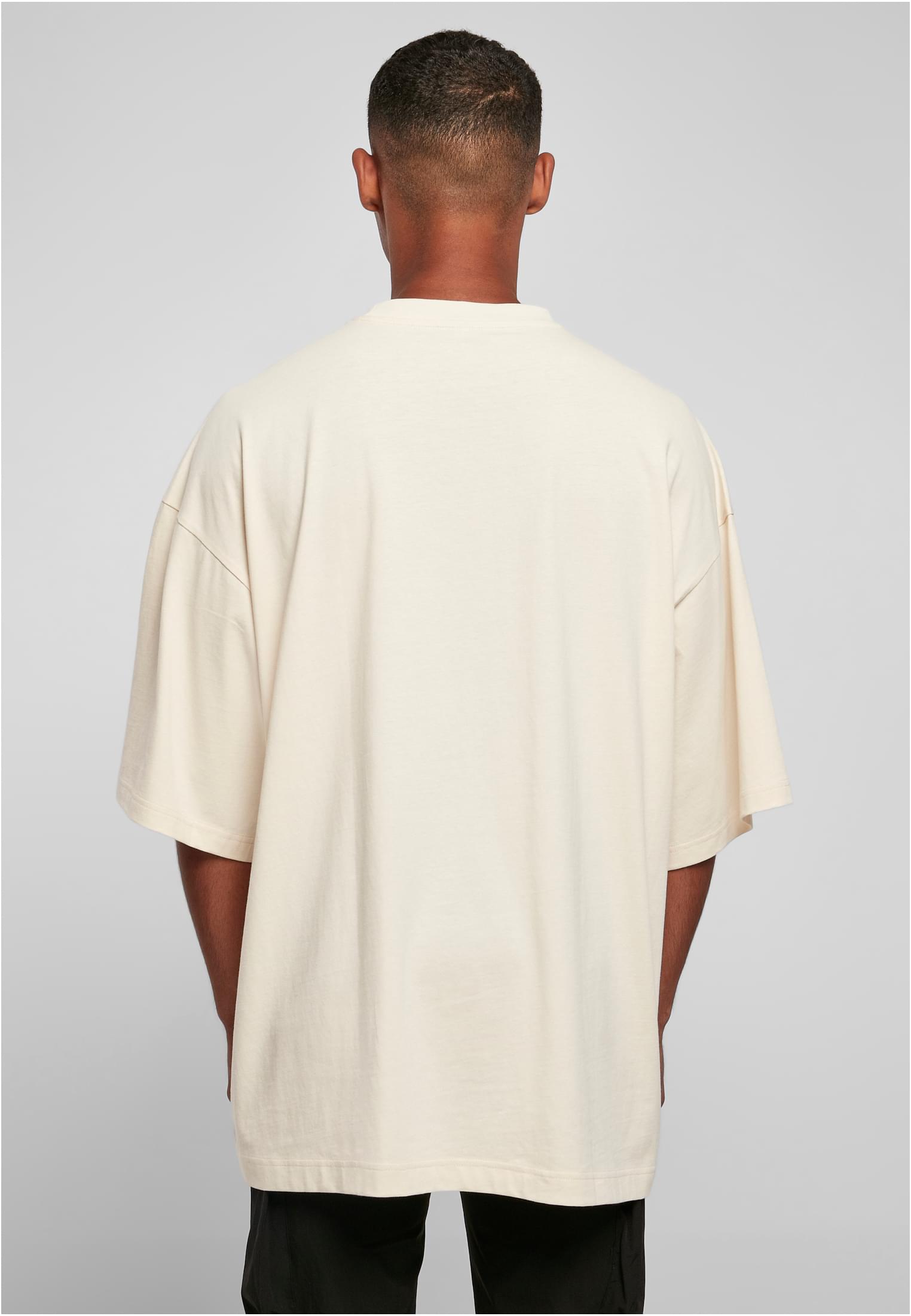 Huge Tee whitesand | whitesand