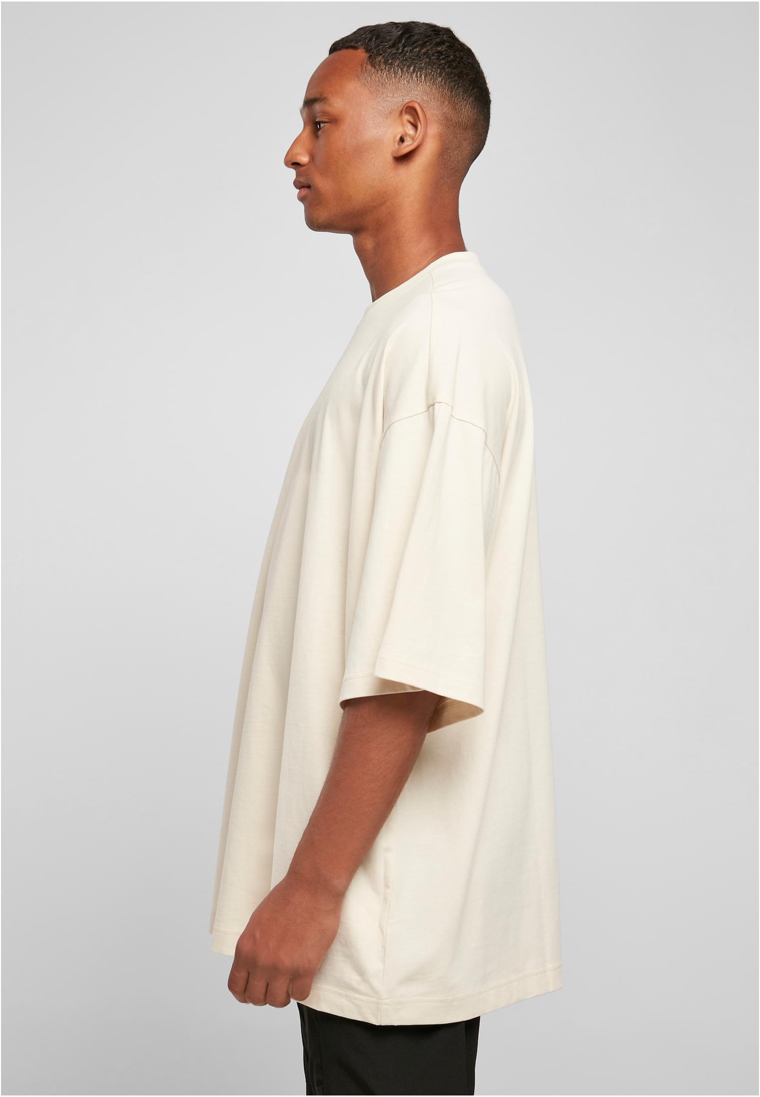 Huge Tee whitesand | whitesand