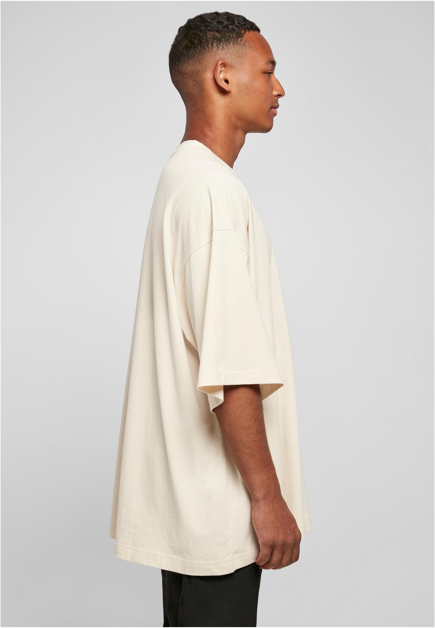 Huge Tee whitesand | whitesand