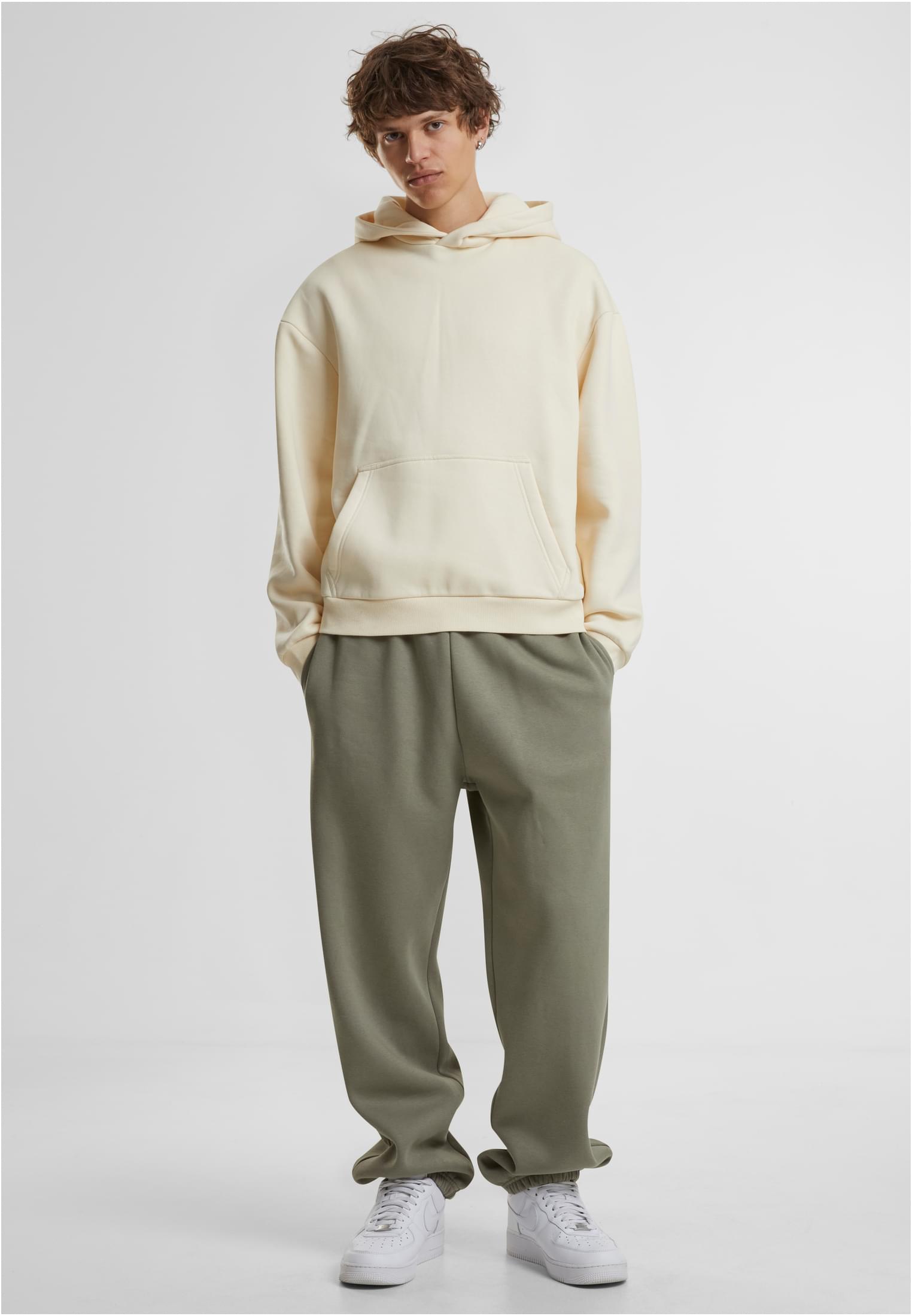 Fluffy Sweatpants paleolive | paleolive