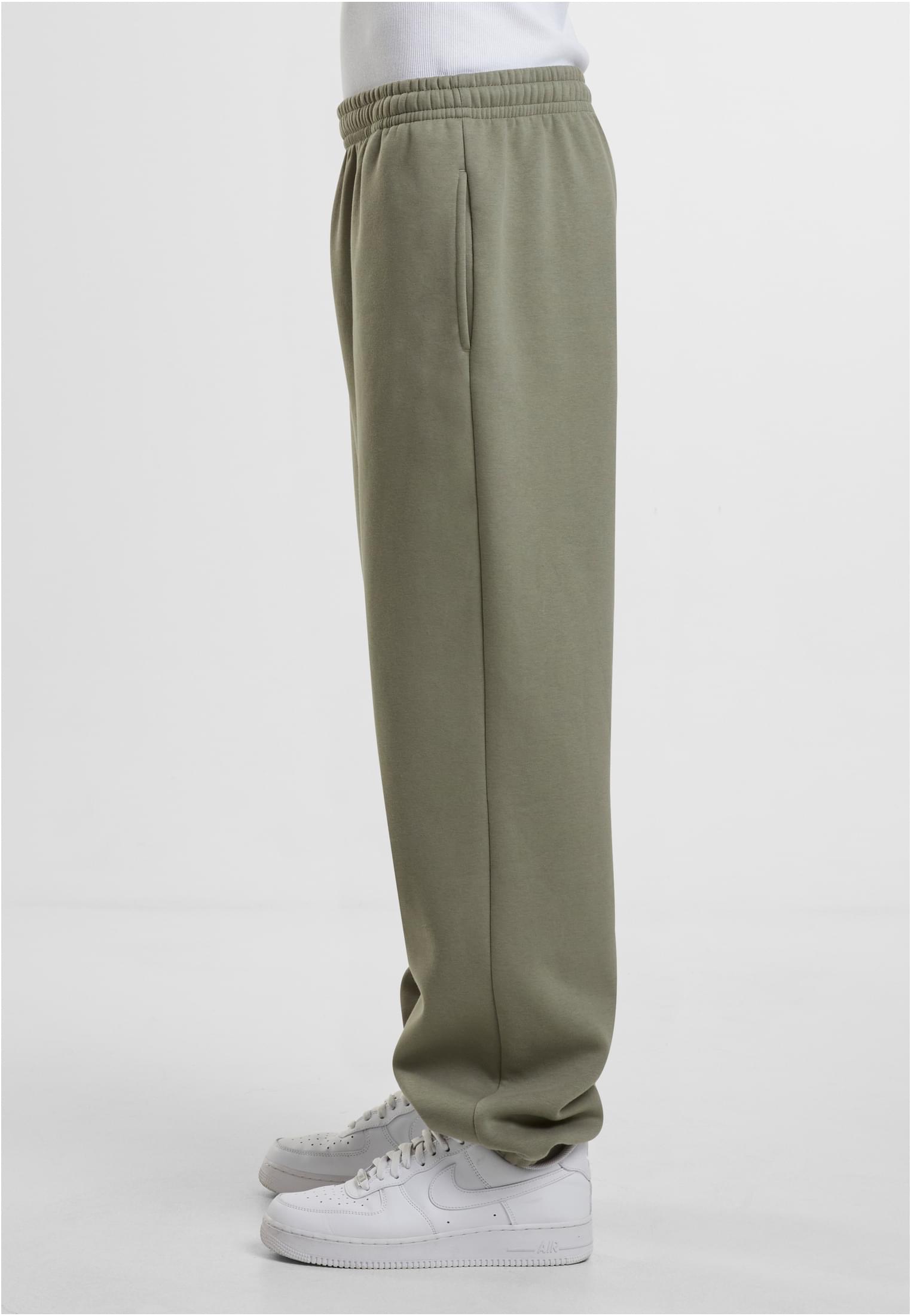 Fluffy Sweatpants paleolive | paleolive