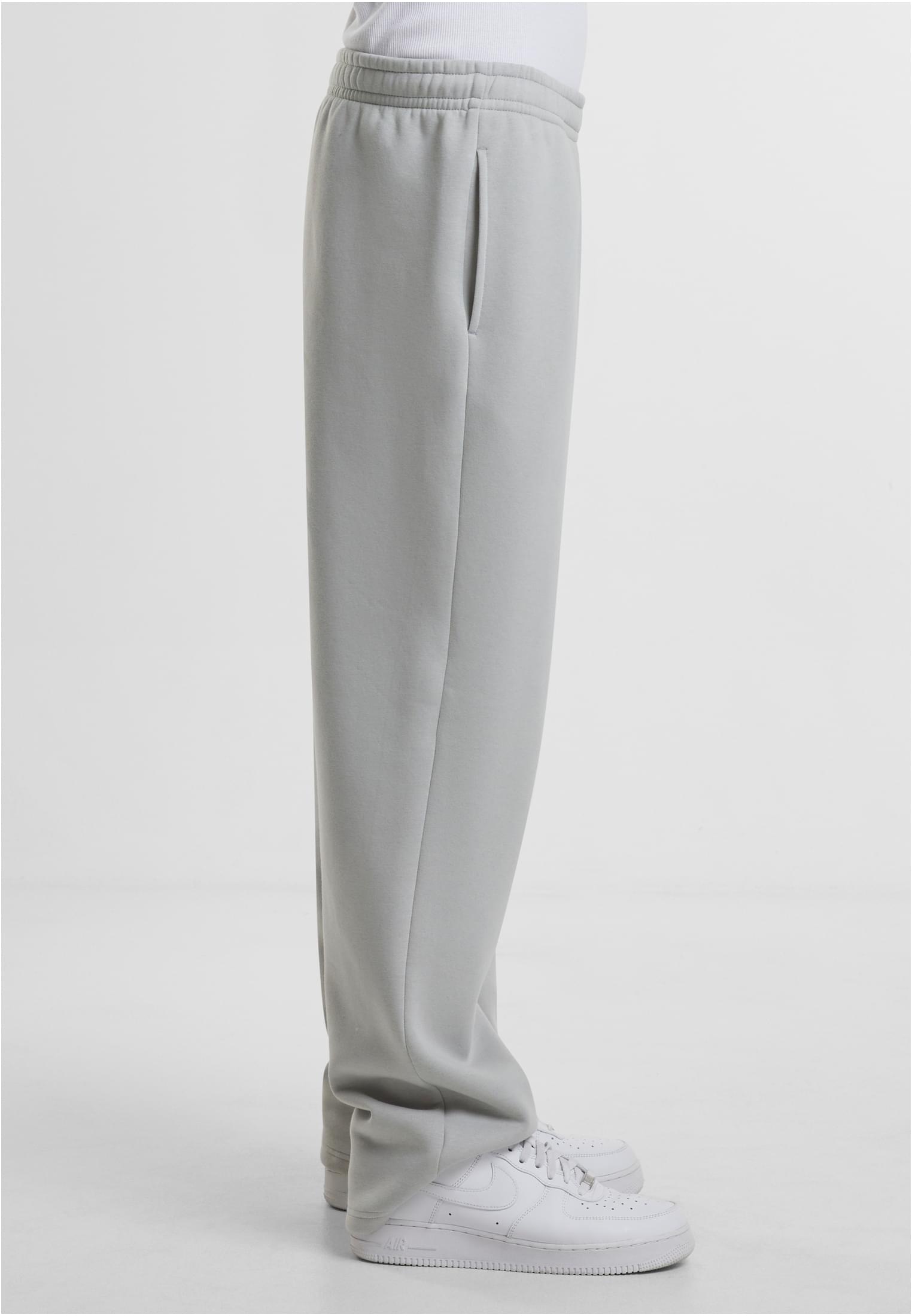 Fluffy Trackpants lightasphalt | lightasphalt