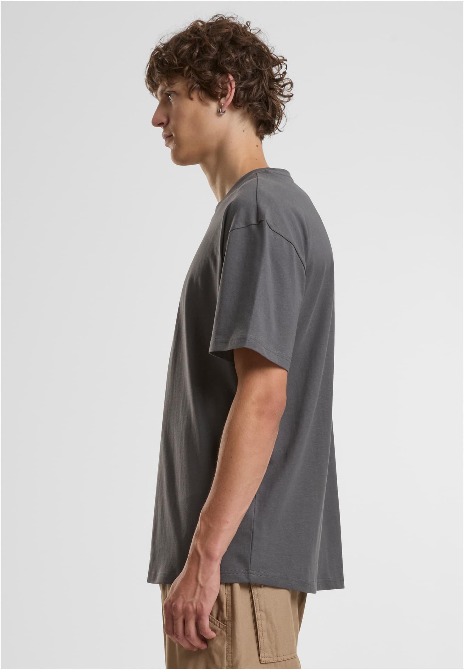 Cotton Loose Tee magnet | magnet
