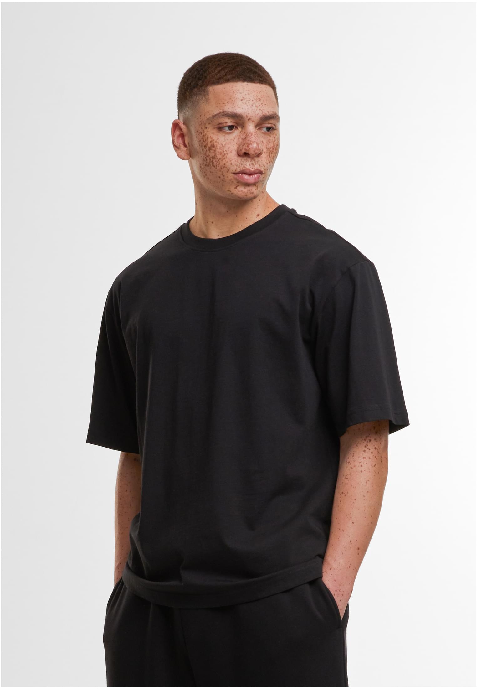 Loose Fit Tee black | black